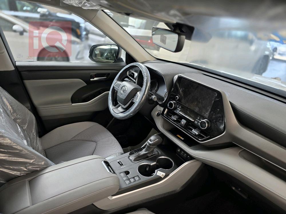 تۆیۆتا هایلاندەر